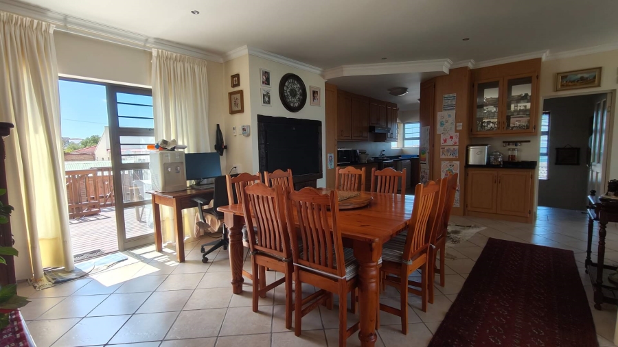 4 Bedroom Property for Sale in Dana Bay Western Cape